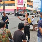 Operasi Patuh Lokon 2026 di Kotamobagu: Kasat Lantas AKP Luster Simanjuntak mengedepankan edukasi persuasif agar kesadaran tertib berlalu lintas tumbuh dari hati.