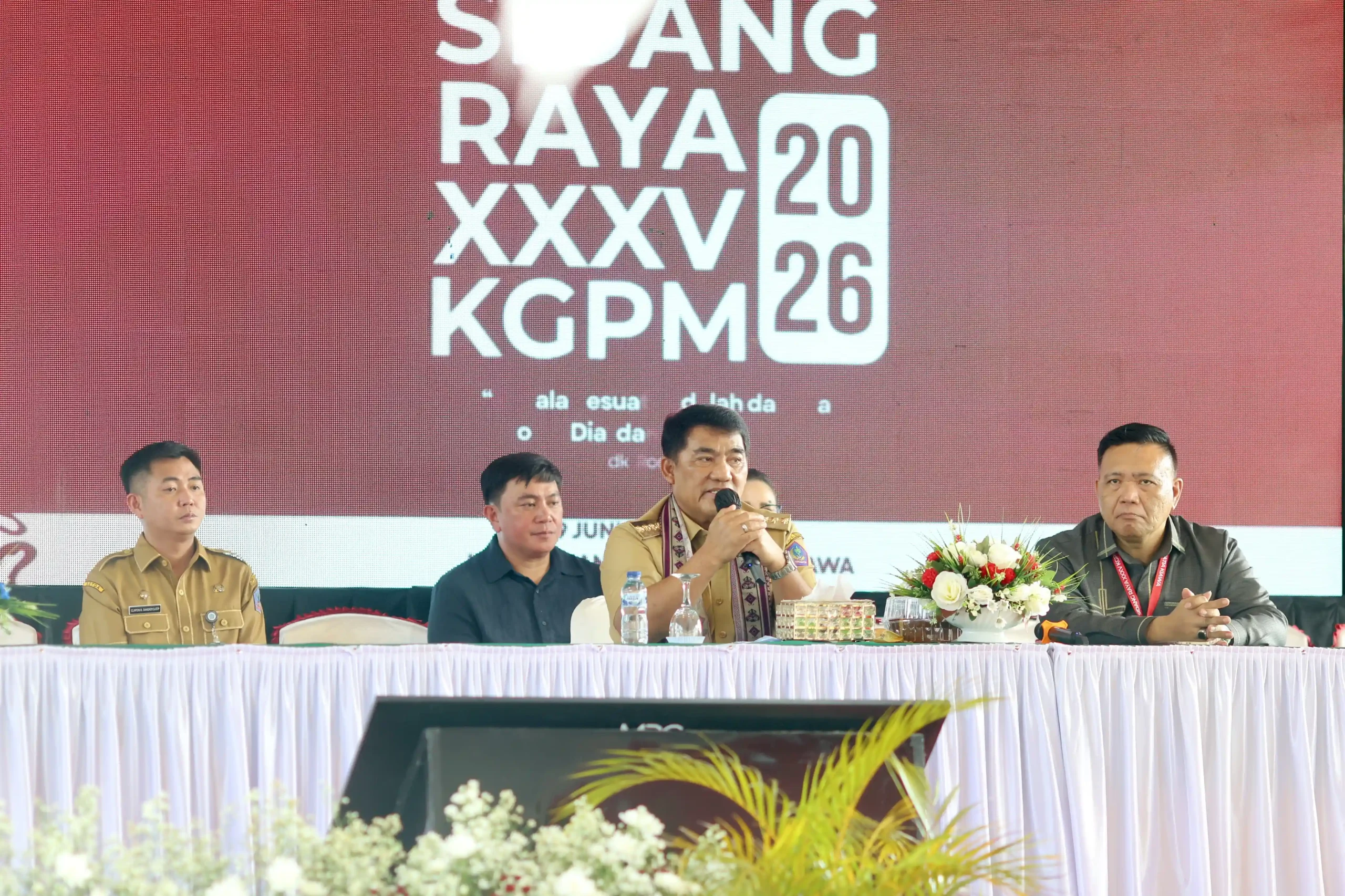 Gubernur Yulius Selvanus saat memberikan sambutan dalam Sidang Raya XXXV KGPM yang berlangsung di Kiawa Resort, Kabupaten Minahasa, Selasa (30/6/2026).