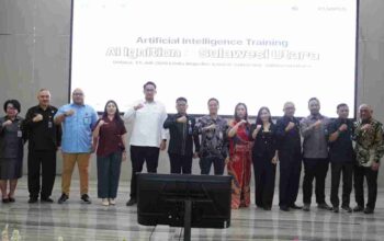 Sekretaris Daerah Provinsi Sulawesi Utara, Tahlis Gallang, memberikan sambutan dalam pembukaan AI Ignition Program 2026 di Aula Mapalus Kantor Gubernur Sulut, Manado, Selasa, 14 Juli 2026.