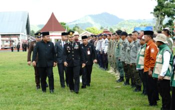 Perkuat Sinergitas Pemda–Polres, Wabup Deddy Hadiri HUT Bhayangkara ke-80 6 Wabup Bolsel Deddy Abdul Hamid bersama jajaran Forkopimda menghadiri upacara HUT Bhayangkara ke-80 di Lapangan Alun-Alun Molibagu, Kecamatan Bolaang Uki, Rabu (1/7/2026).