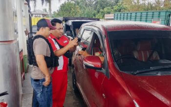 Sidak SPBU Kosio, Sat Reskrim Polres Bolmong Periksa Barcode BBM Subsidi