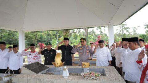 Jelang HUT Bolsel Ke-18: Bupati dan Wabup Ziarah Makam Tokoh Pemekaran