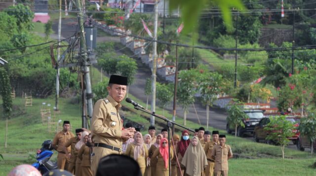 Pimpin Apel Pagi, Bupati Iskandar Soroti Kualitas Pelayanan