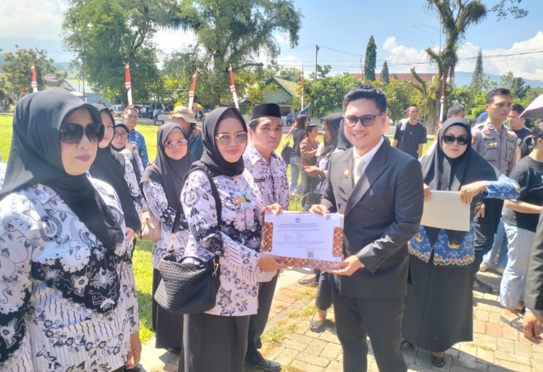 Pemkot Kotamobagu Gelar Upacara Peringatan Hardiknas, Wali Kota Weny Gaib Bacakan Sambutan Mendikdasmen RI 3 IMG 20260628 150333 712 1