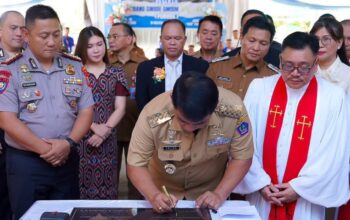 Hadiri Sidang Sinode GMIBM, Dhea Lumenta Dorong Peran Pemuda Gereja 3 Anggota DPRD Provinsi Sulawesi Utara, Dhea E. Lumenta, SE, saat mendampingi kunjungan kerja Gubernur Sulut Yulius Selvanus dalam pembukaan Sidang Sinode ke-60 GMIBM di Kabupaten Bolaang Mongondow, Senin, 13 Juli 2026.