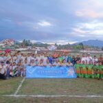 Wali Kota Kotamobagu dr. Weny Gaib membuka secara resmi turnamen sepak bola Totabuan Champions League (TCL) 2026 di Stadion Nunuk Matali, Senin (6/7/2026). Pembukaan kompetisi terbesar di BMR ini ditandai dengan laga eksibisi yang mempertemukan para kepala daerah dan aparatur pemerintah se-Bolaang Mongondow Raya.