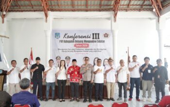 Sekda Bolsel Buka Konferkab III PWI, Tekankan Peran Strategis Pers 3 Seksa Bolsel, M. Arvan Ohy saat membuka secara resmi Konferensi Kabupaten (Konferkab) III PWI Bolsel di Guest House Bolaang Uki, Kamis, 6 Agustus 2026. Foto: Istimewa