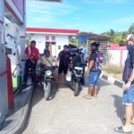 Personel URC Sat Reskrim Polres Bolmong melaksanakan patroli mobile dan pengawasan aktivitas masyarakat serta penyaluran BBM di SPBU Tuyat, Sabtu 15 Agustus 2026.