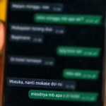 Dugaan Isi Chat Oknum Guru ajak Siswi ke Hotel. Foto: Tangkapan Layar WhatsApp