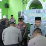 Kapolres Kotamobagu AKBP Abdul Kholik bersama jajaran mengikuti peringatan Maulid Nabi Muhammad SAW 1448 Hijriah di Masjid Al Mustaqim Polres Kotamobagu.