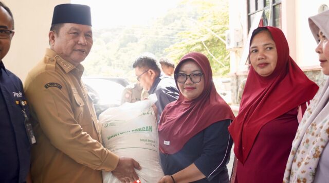 Pemkab Bolsel Salurkan Bantuan Beras untuk 10.830 Keluarga, Antisipasi Dampak El Nino