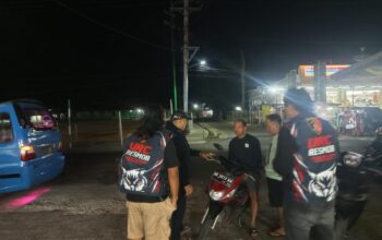 Tim URC Polres Bolmong Gencarkan Razia Sajam dan Patroli Malam di Titik Rawan 3 Personel Tim URC Resmob Polres Bolmong saat menggelar pemeriksaan kendaraan dan razia senjata tajam dalam patroli cipta kondisi di wilayah Kabupaten Bolaang Mongondow.