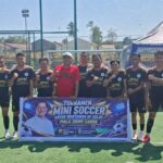 Tim Jurnalis Polres Kotamobagu (JPK) saat berlaga di semifinal Piala Bupati Minut Joune Ganda di Lapangan Mini Soccer Inspire Arena, Minut.