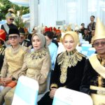 Bupati Iskandar Kamaru bersama Ketua TP-PKK Bolsel Selpian Kamaru-Manopo menghadiri upacara HUT ke-62 Provinsi Sulawesi Utara di Manado, Rabu, 23 September 2026.