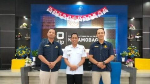 ‎Menjadi Contoh, Wali Kota Weny Gaib Laporkan Data Pribadi sebagai Wajib Pajak di KPP Pratama