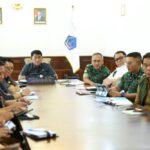 Gubernur Sulawesi Utara Yulius Selvanus meminta seluruh pihak memperkuat kewaspadaan, deteksi dini dan respons cepat terhadap potensi kebakaran hutan dan lahan di Sulut. Foto: Diskominfo Sulut