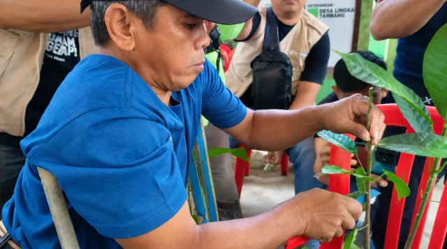 Dua Ribu Rupiah di Ujung Pisau Kamardin Pontoh