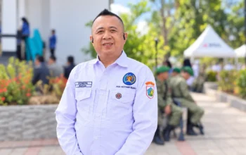 Ketua PWI Kotamobagu periode 2026–2029, Konni Balamba, saat menghadiri kegiatan di Kotamobagu. Konni mengajak insan pers memperkuat profesionalisme, etika jurnalistik, dan solidaritas menjelang pelantikan pengurus PWI Kotamobagu.