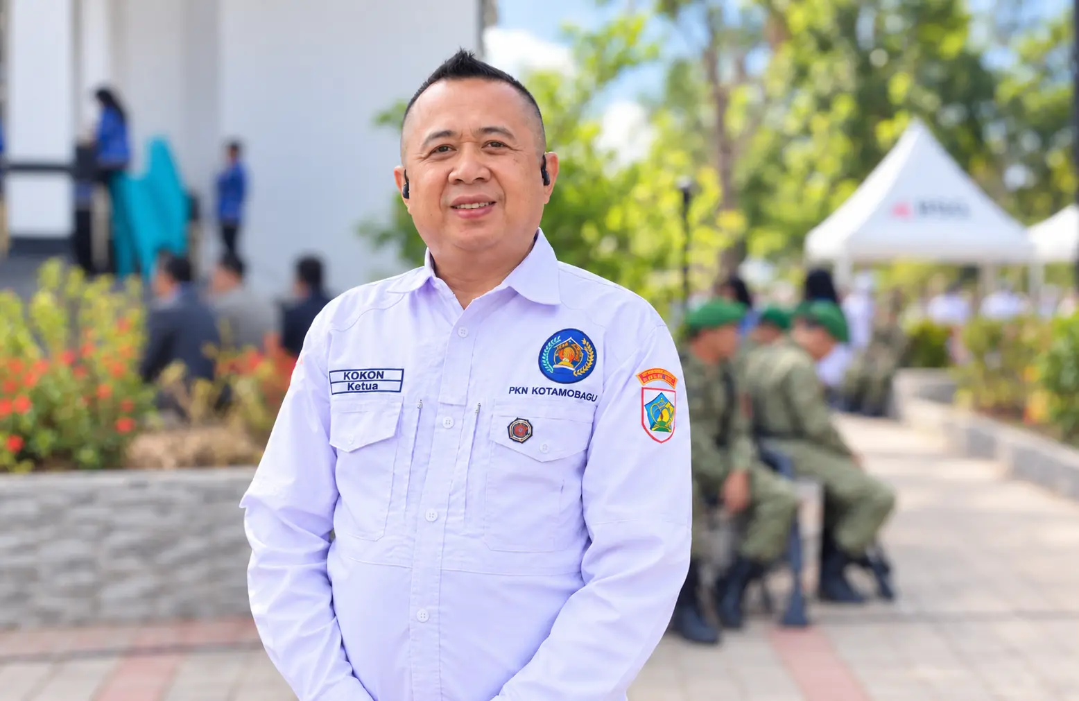 Ketua PWI Kotamobagu periode 2026–2029, Konni Balamba, saat menghadiri kegiatan di Kotamobagu. Konni mengajak insan pers memperkuat profesionalisme, etika jurnalistik, dan solidaritas menjelang pelantikan pengurus PWI Kotamobagu.
