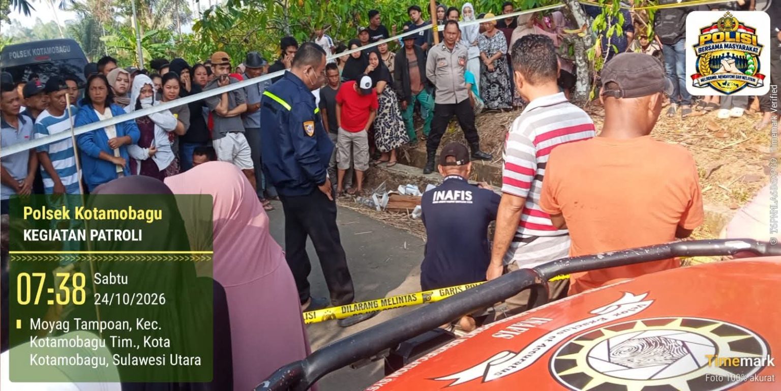 Personel kepolisian melakukan pemeriksaan di lokasi penemuan mayat pria di kompleks Pondok Pesantren Paku Bumi Nurul Khairat, Bukit Tursina, Desa Moyag, Kotamobagu Timur, Sabtu, 24 Oktober 2026. Foto: Humas Polres Kotamobagu