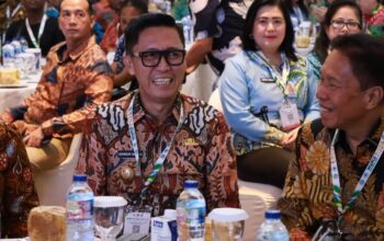 World Coconut Day 2026: Bupati Bolsel Dorong Hilirisasi Kelapa 4 Pemkab Bolsel, Perkebunan Kelapa Caption Foto Bupati Bolaang Mongondow Selatan Iskandar Kamaru menghadiri peringatan World Coconut Day 2026 bersama Menko Pangan Zulkifli Hasan di Courtyard by Marriott Manado, Kamis, Oktober 2026