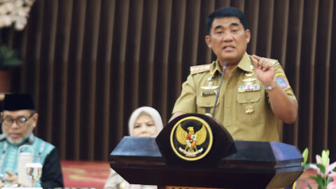 Pertalite Antre di Sulut, Gubernur Yulius Minta Pasokan Dipercepat 9 Gubernur Sulawesi Utara Yulius Selvanus