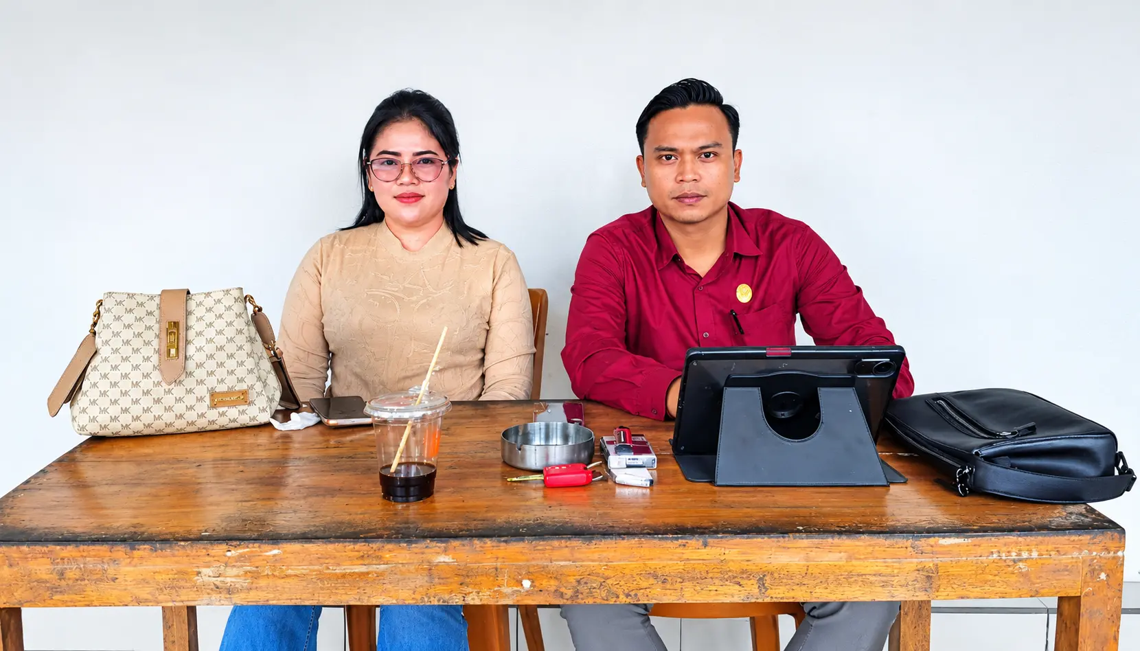 Aris Binol SH, MH, CMLC, selaku kuasa hukum IK alias Cie Isty, menyampaikan sikap hukum terkait laporan dugaan pencemaran nama baik di Polres Kotamobagu.