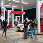Tim URC dan Unit Tipidter Polres Kotamobagu melakukan pengawasan di sejumlah SPBU untuk mengantisipasi penimbunan dan penyalahgunaan BBM bersubsidi, Minggu, 18 Oktober 2026. Foto: Humas Polres Kotamobagu